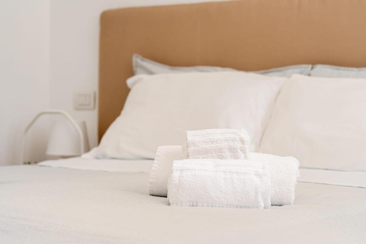 { White Garden } -Comfort, Parking & Wi-Fi- Лука Екстериор снимка